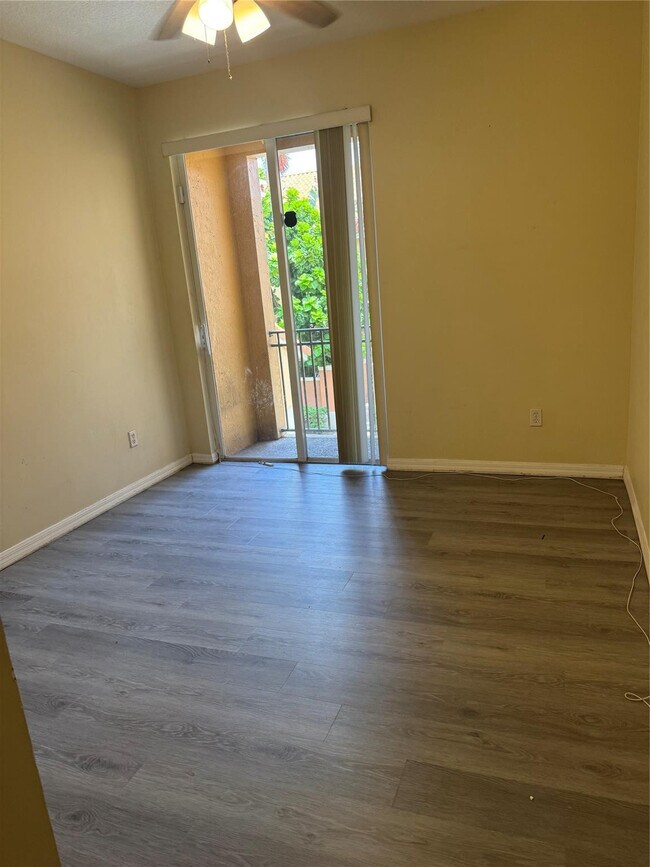 Foto del edificio - 4905 N Harbor Isles Dr