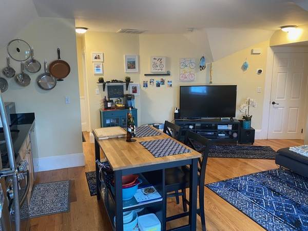 Foto del edificio - 48-50 Lowell St. Unit 3