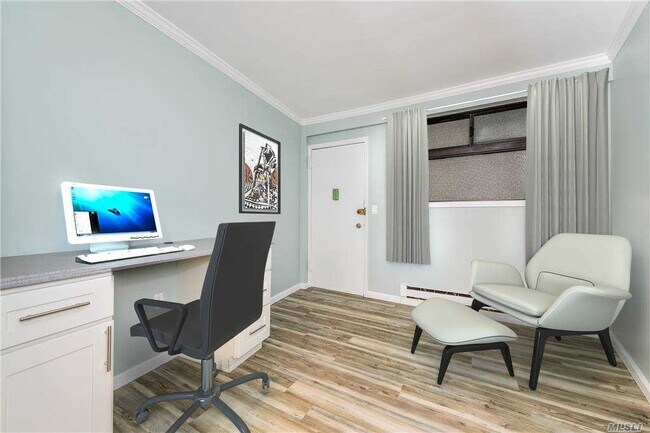 Foto del edificio - 830 Shore Rd