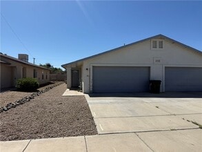 Building Photo - 2024 Gates Ave