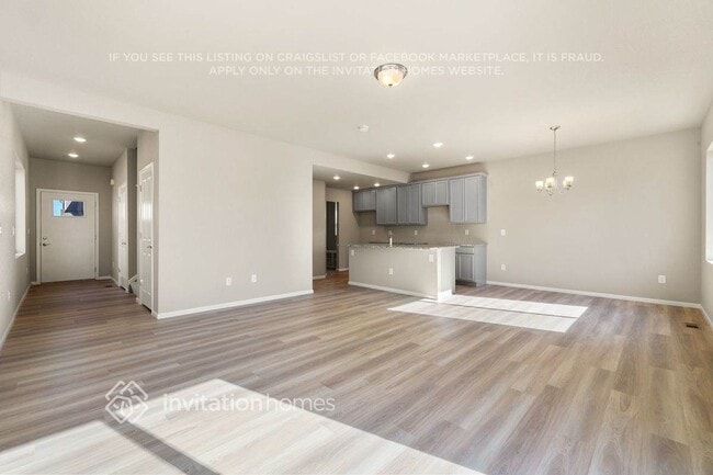 Foto del edificio - 6220 Big Bird Dr