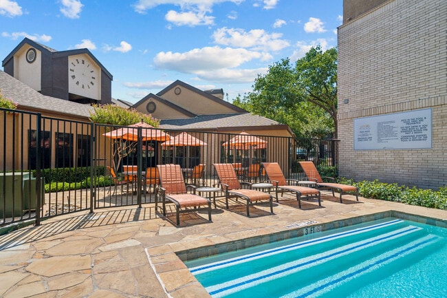 Building Photo - Hidden Ridge Apartments