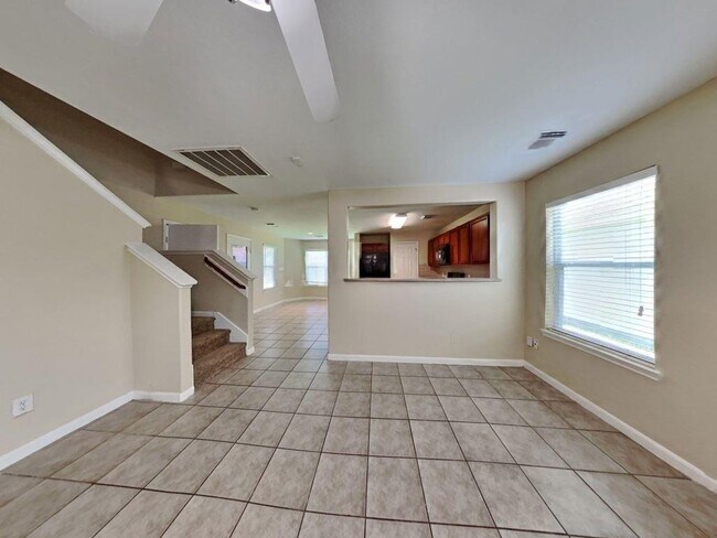 Building Photo - 4102 Dogwood Hill St