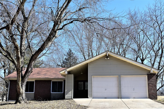 Primary Photo - Spacious Ranch with Finished Walkout Basement