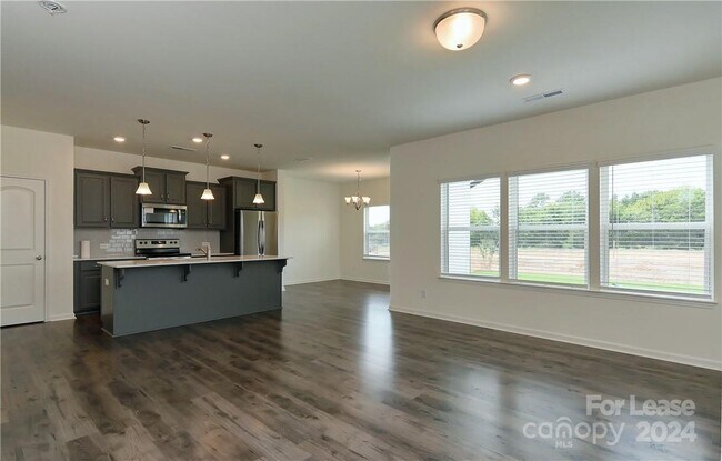 Building Photo - 1213 Scotch Mdws Lp