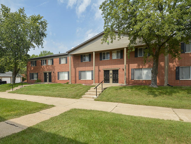 Gateway Gardens Apartments - Cedar Rapids, IA | Apartments.com