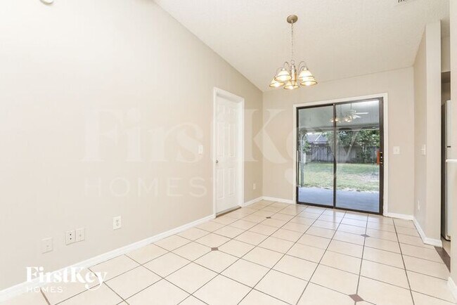 Building Photo - 2084 Everest St