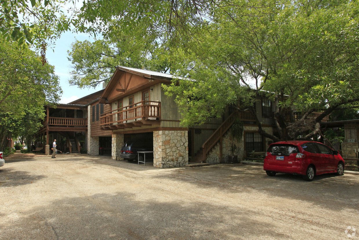 Primary Photo - The Old Homestead