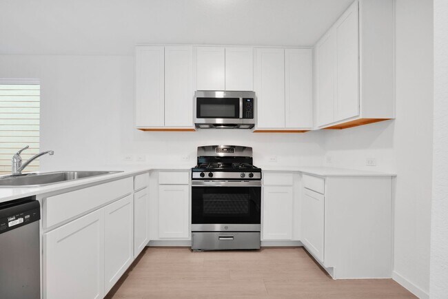 Building Photo - New Construction 4-Bedroom Home in Tres Laurels – Resort-Style Amenities & Prime Location!