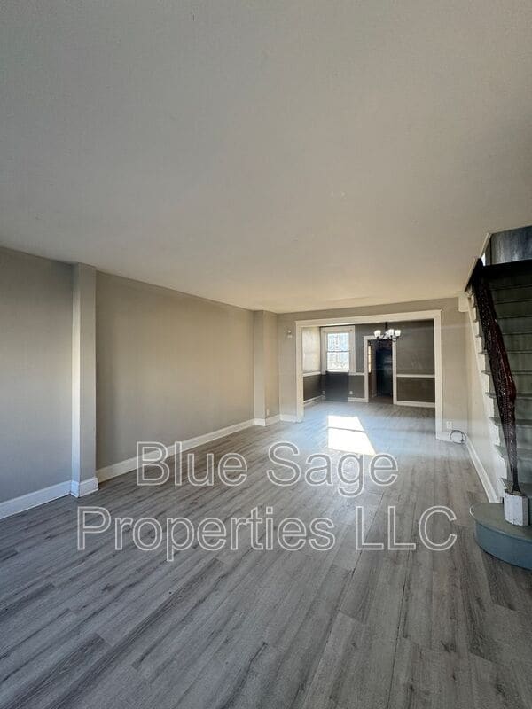 Building Photo - 145 N Madison Ave