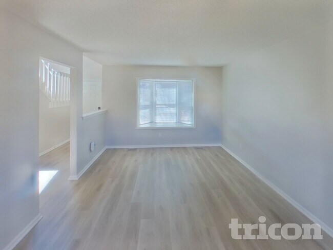 Foto del edificio - 5730 Gunshot Pass Dr