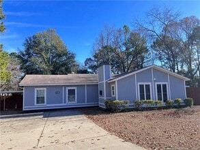 Building Photo - 4805 Old Field Rd