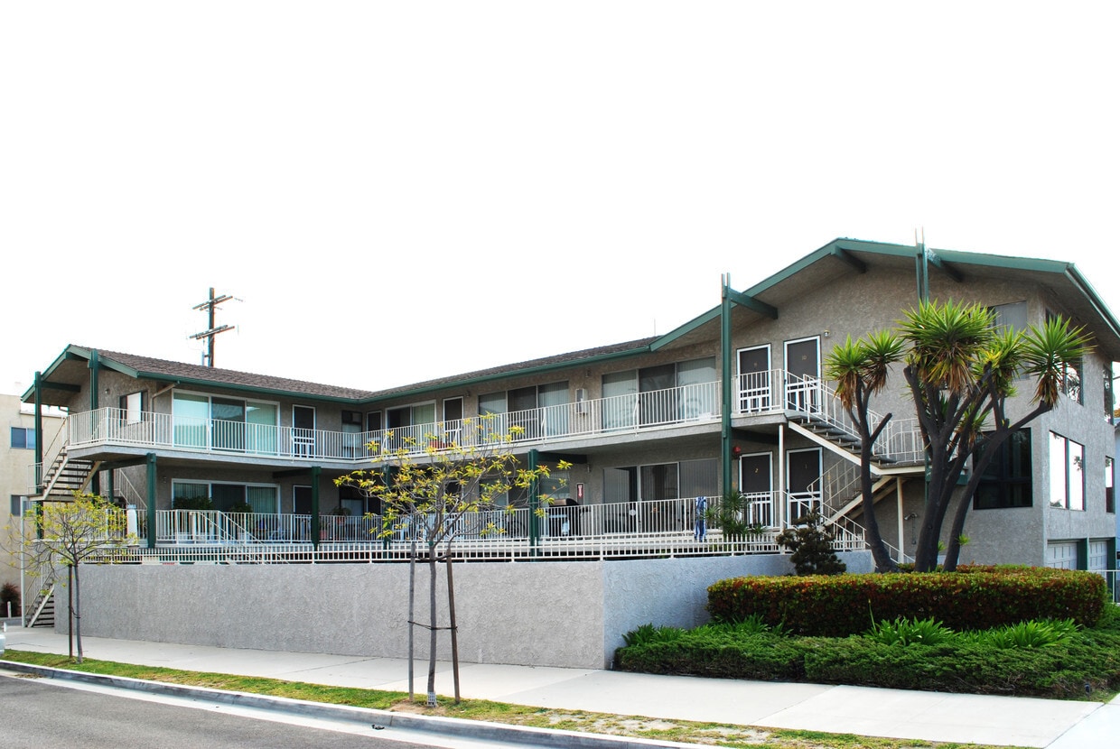 Primary Photo - 201 Ocean Ave