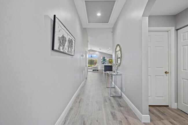 Foto del edificio - 3689 Miramontes Cir