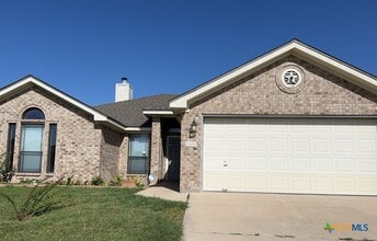 Building Photo - 2509 Lavender Ln