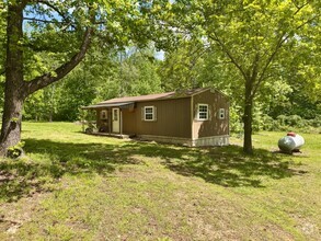 Building Photo - 60 Tamera Ln