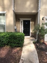 Building Photo - 2320 Coach Way