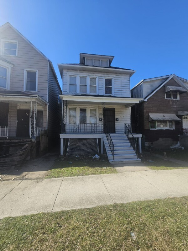 Building Photo - 8520 S Escanaba Ave