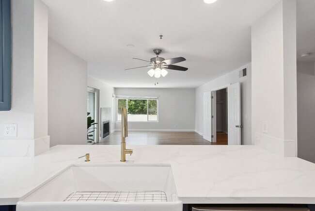 Building Photo - 5605 Friars Rd