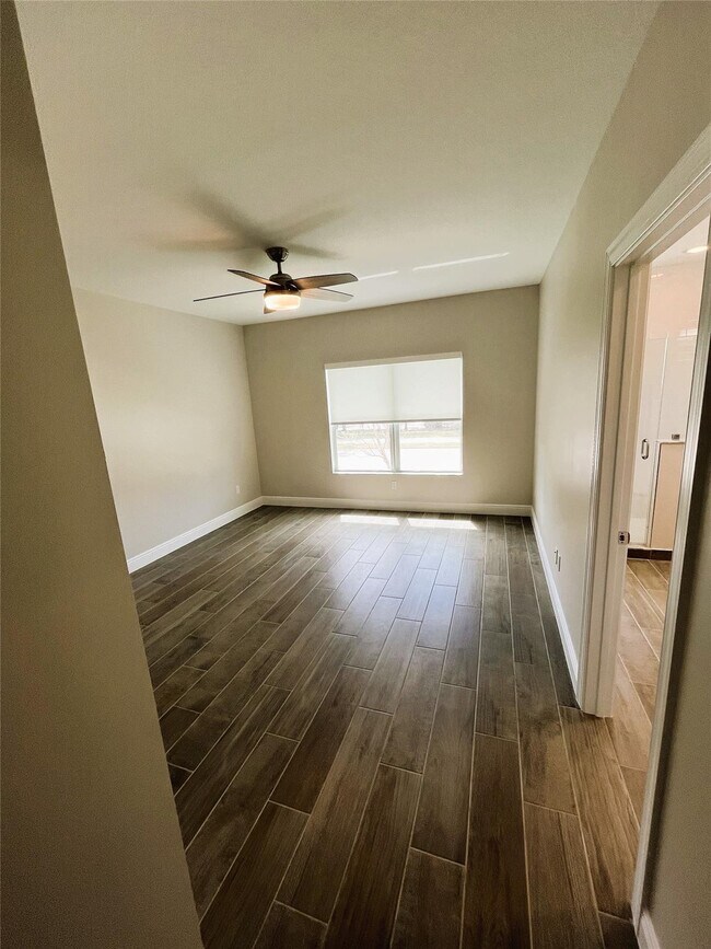 Foto del edificio - 636 Parsons Wy