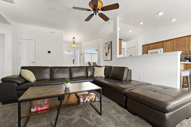 Foto del edificio - 9297 W Calico St