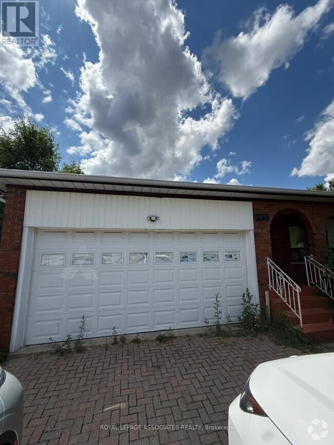 Building Photo - 336 Conlins Rd