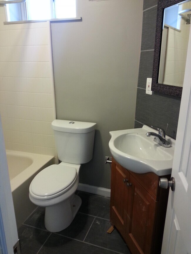 819 E Tulpehocken St, Philadelphia, PA 19138 House Rental in