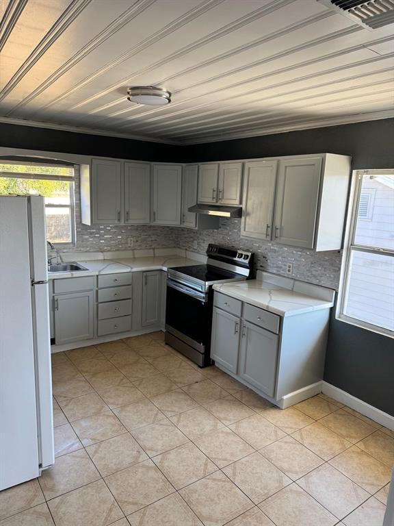 Foto del edificio - 165 S Nekoma Ave