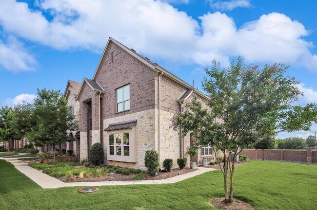 Building Photo - 5200 McPherson Ln