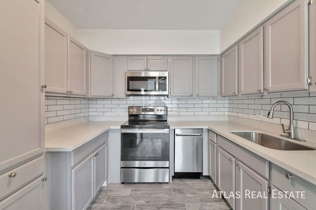 Photo - 2530 N 17th Way Apartment