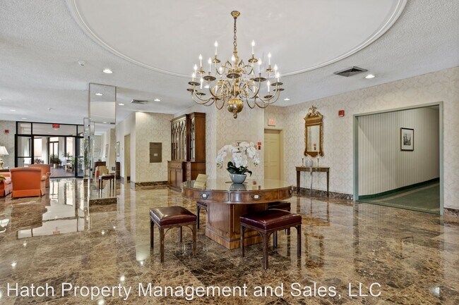 Foto del edificio - 3 br, 2 bath House - 8101 Connecticut Ave....