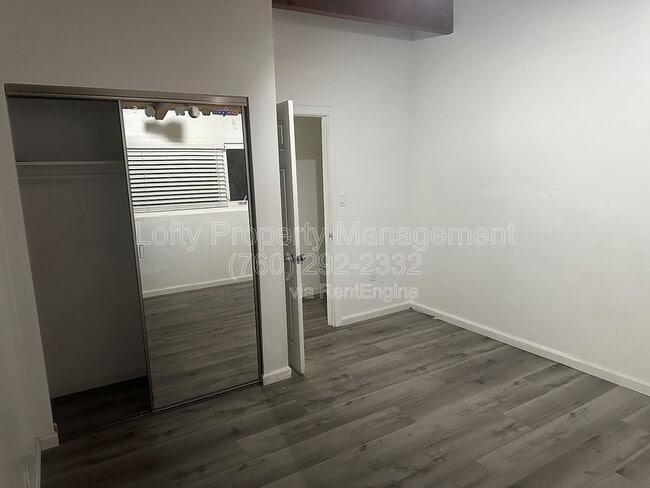 Foto del edificio - 355 Broadway