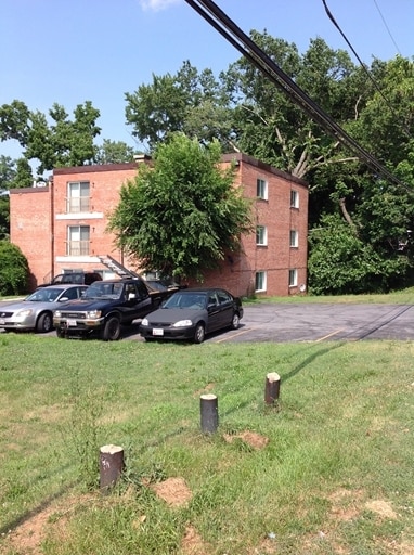 Foto del edificio - 3510 Windom Rd
