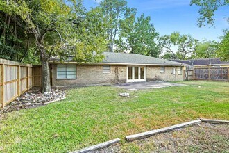 Building Photo - 5638 Spellman Rd