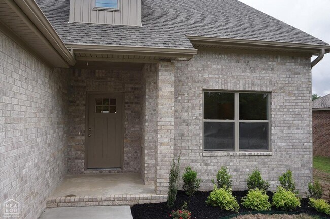 Foto del edificio - 3 Bedroom, 2 Bath Home in Brookland