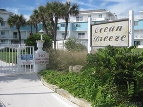Building Photo - 3510 S Ocean Shore Blvd