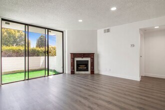 Building Photo - 9055 Alcott St