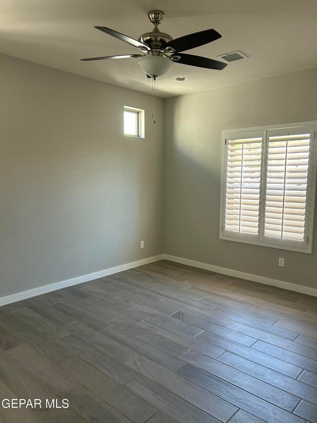 Building Photo - 10608 Hidden Palm Pl