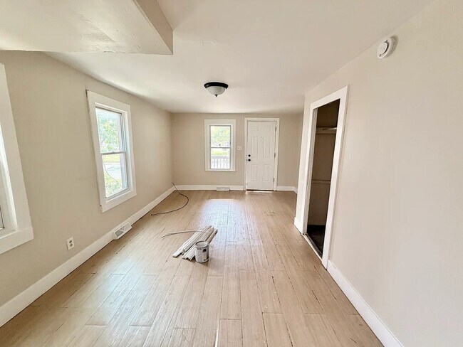 Foto del edificio - 909 N 3rd St