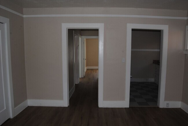 Foto del edificio - 2403 Sunset Ave