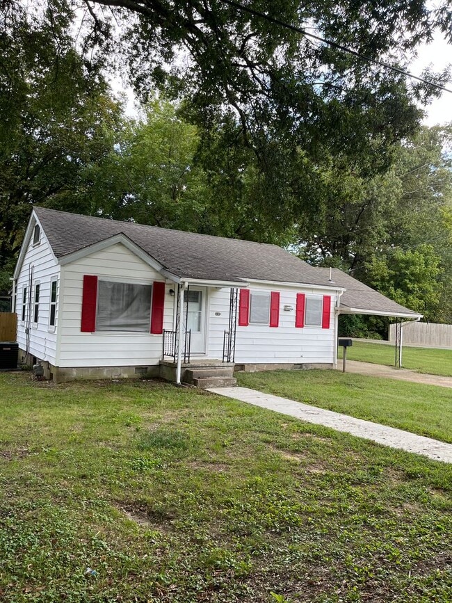 Building Photo - 1216 Haltom St