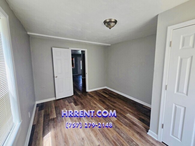 Foto del edificio - Coming Soon..... Cozy 3 Bedroom 1.5 Bath T...