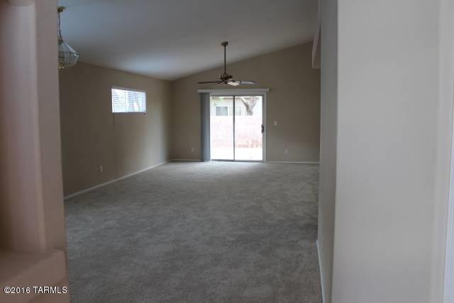 Foto del edificio - 7254 W Maple Ridge Dr