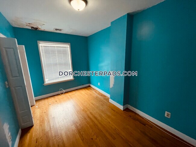 Foto del edificio - 5 Everett Ave