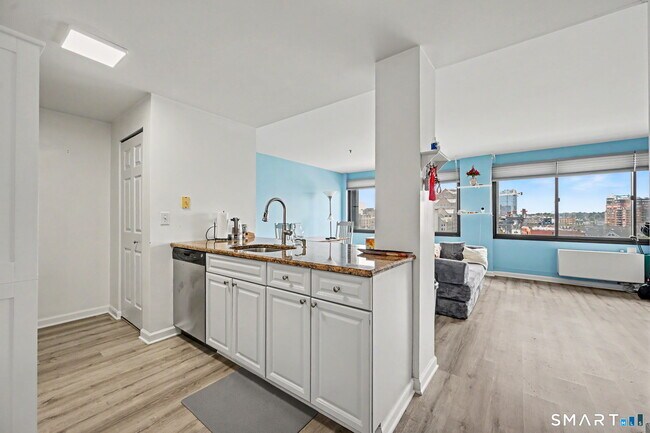 Foto del edificio - 300 Broad St