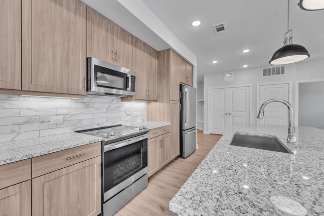 Interior Photo - Caliza Ridge