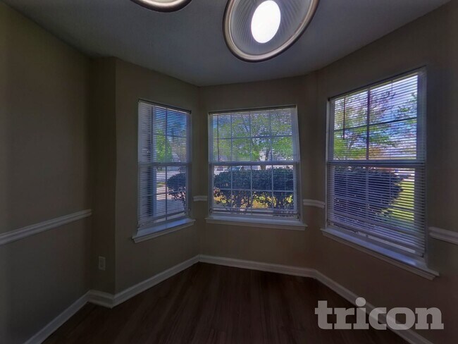 Foto del edificio - 464 Berkshire Pl