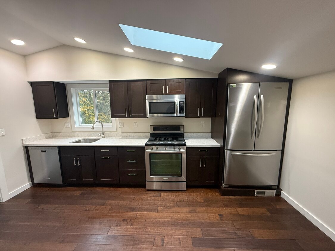 Photo - 7 Maverick St (Dedham, MA)