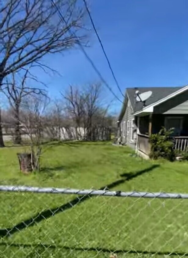 Foto del edificio - 2741 Connor Ave