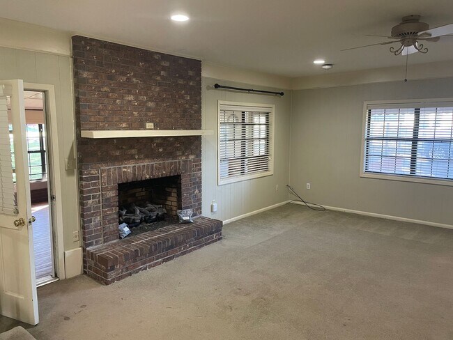 Foto del edificio - 3 Bedroom Home in North Lowndes County